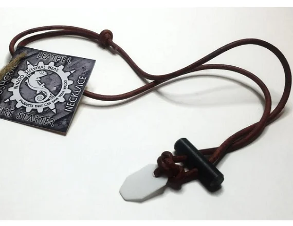 wazoo-bushcraft-necklace wazoo-bushcraft-necklace
